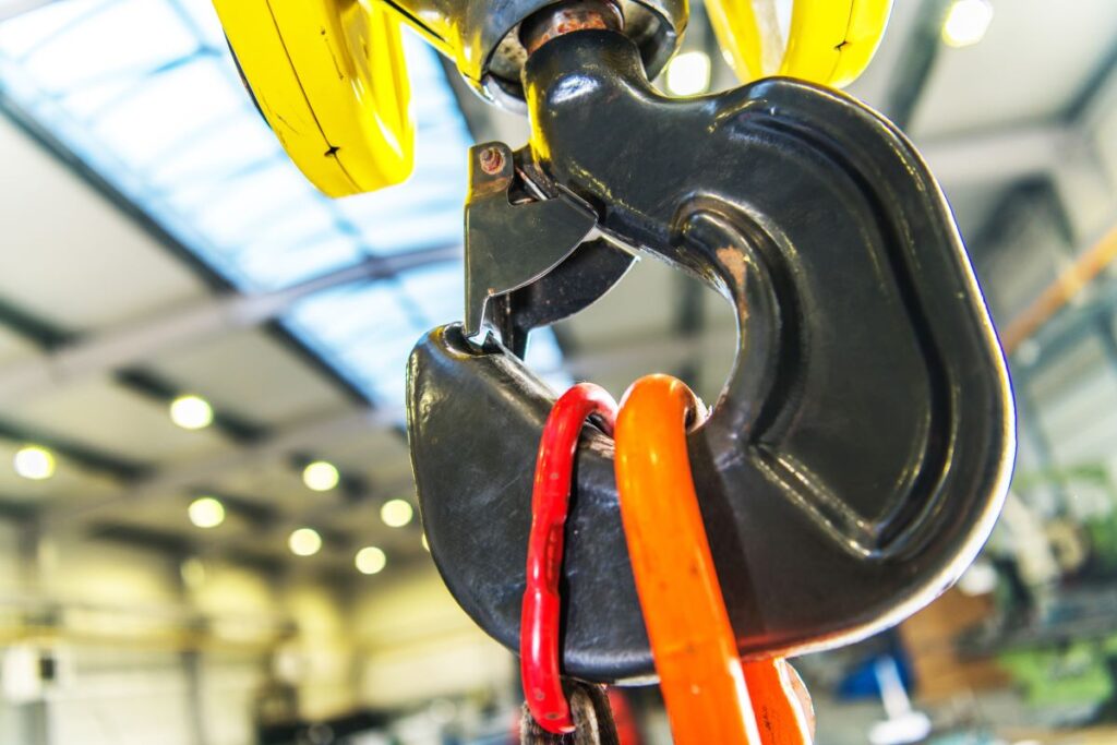 Lifting hook safety: types, markings and what fails first 9 Lifting hook safety types markings